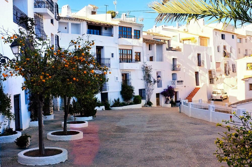 Вилла Altea Town House Sea View Экстерьер фото